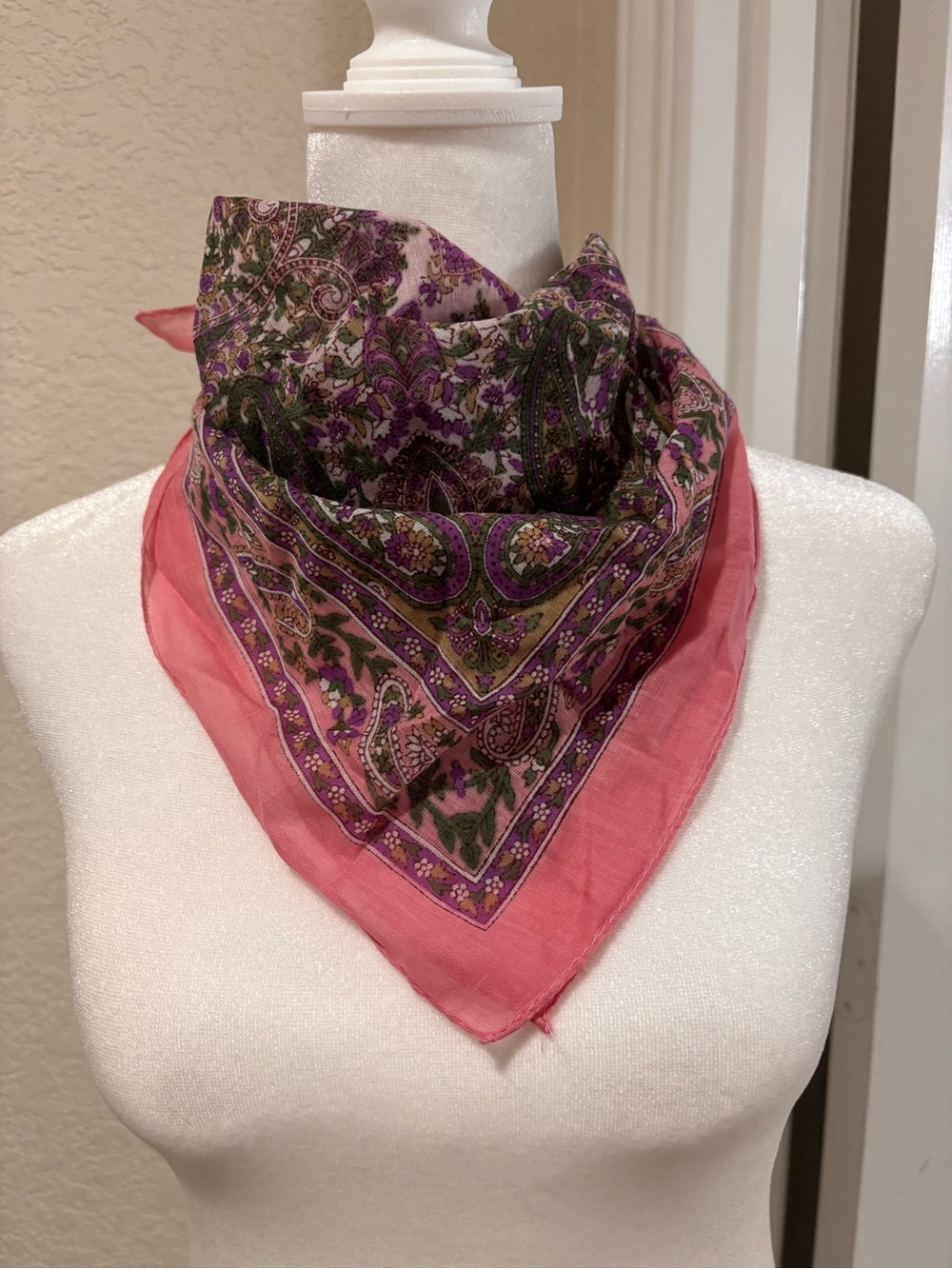 Aratta styling piece Pink and Purple Paisley Square Scarf